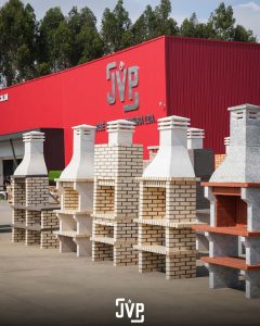 Novos modelos de churrasqueiras, JVP, exposição de churrasqueiras da fábrica, Tijolos bege, Branco, Novidades 2025
